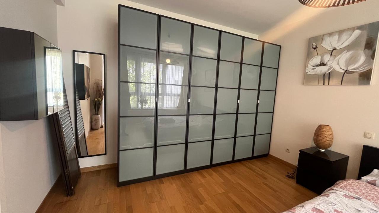 Duplex Tres Agreable Et Tres Calme Apartment Brussels Luaran gambar